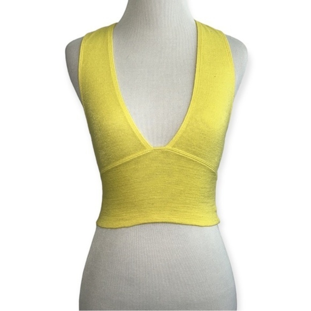 Wilfred free aritizia women’s xxs yellow Valeria deep v neck cropped top
